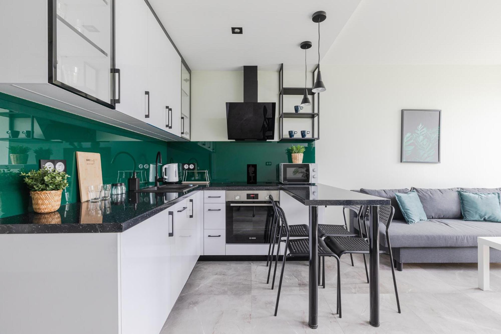 Superapart Saska 48A, Sleek 6Th-Floor Studio With Balcony & Elevator Access Варшава Екстериор снимка