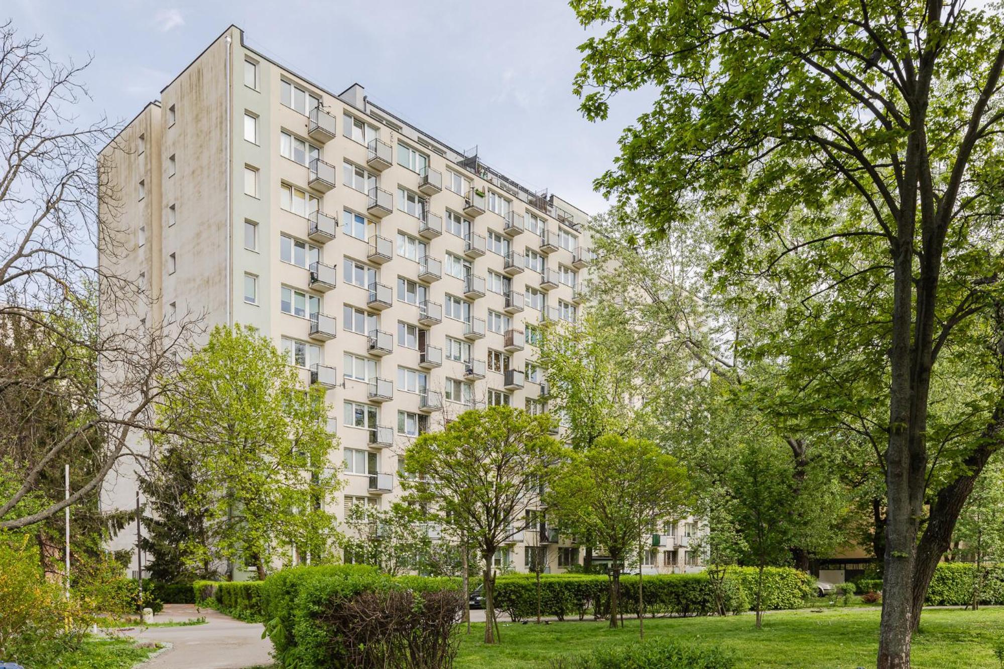 Superapart Saska 48A, Sleek 6Th-Floor Studio With Balcony & Elevator Access Варшава Екстериор снимка